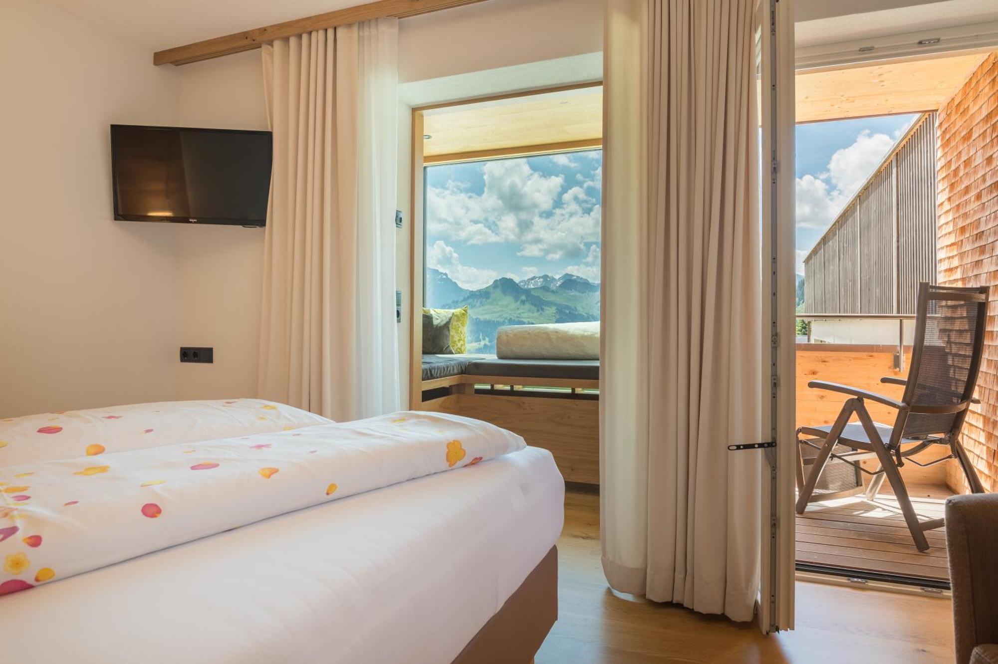 Alpenresort Walsertal Дамулс Екстериор снимка