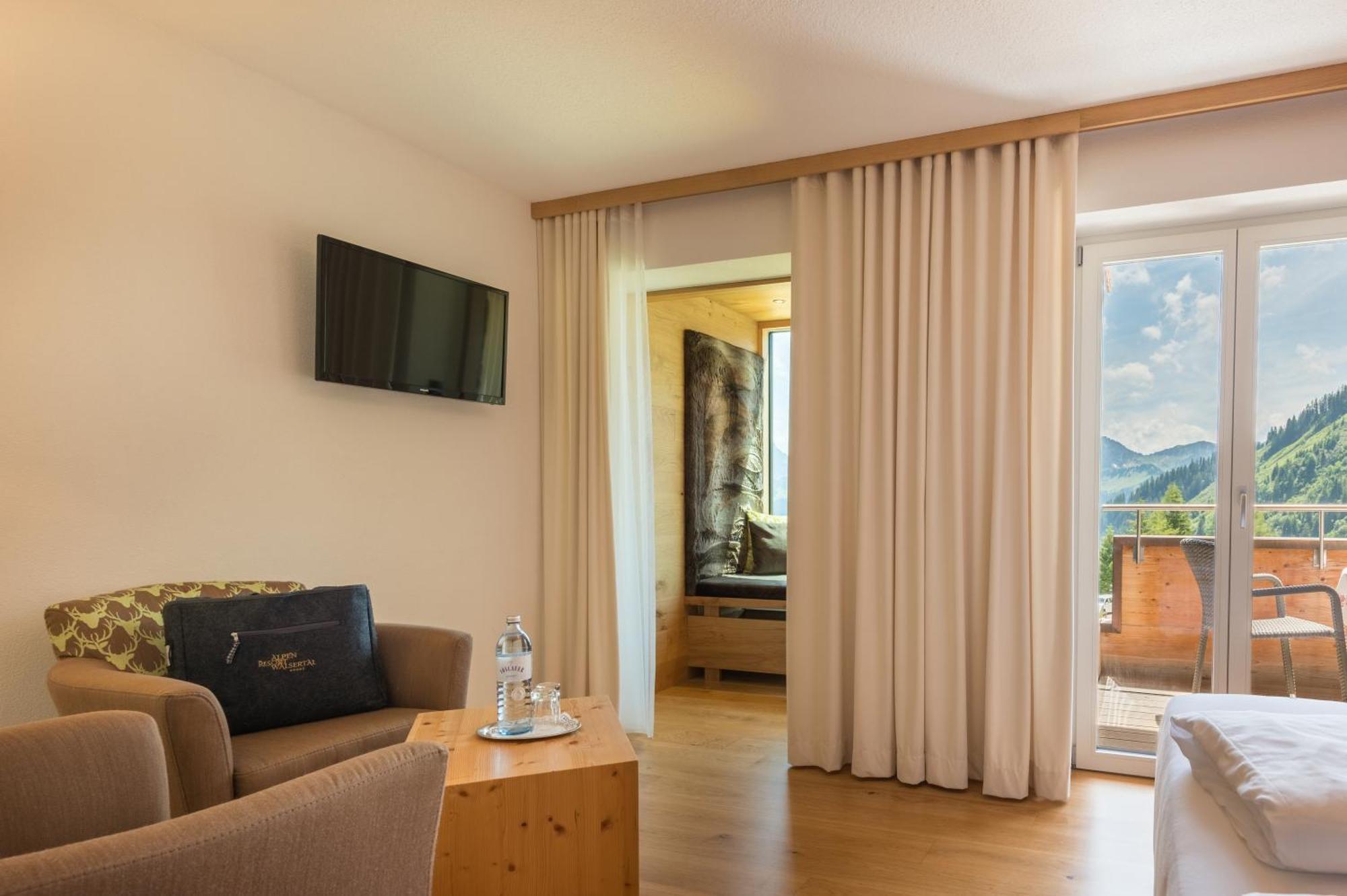 Alpenresort Walsertal Дамулс Екстериор снимка