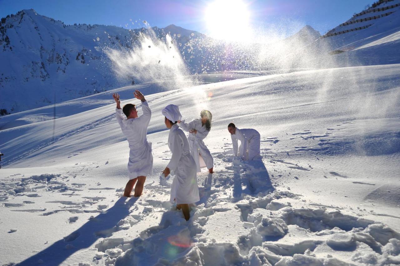 Alpenresort Walsertal Дамулс Екстериор снимка
